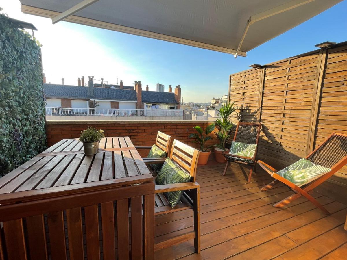 Barcelona Penthouse Private Terrace Sustainable Stay Keyless Access * Barcelona