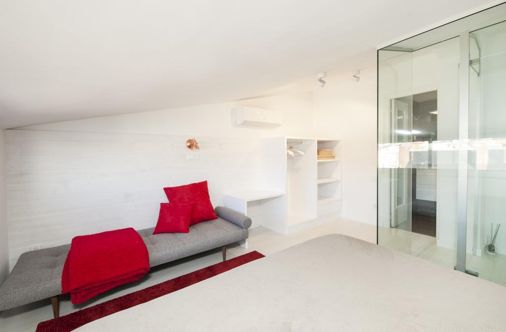 Barcelona Penthouse Private Terrace Sustainable Stay Keyless Access Barcelona